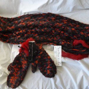 New NECKWORKS Scarf & Mittens Chunky Knit w/ Fur‎ Fringe Gift